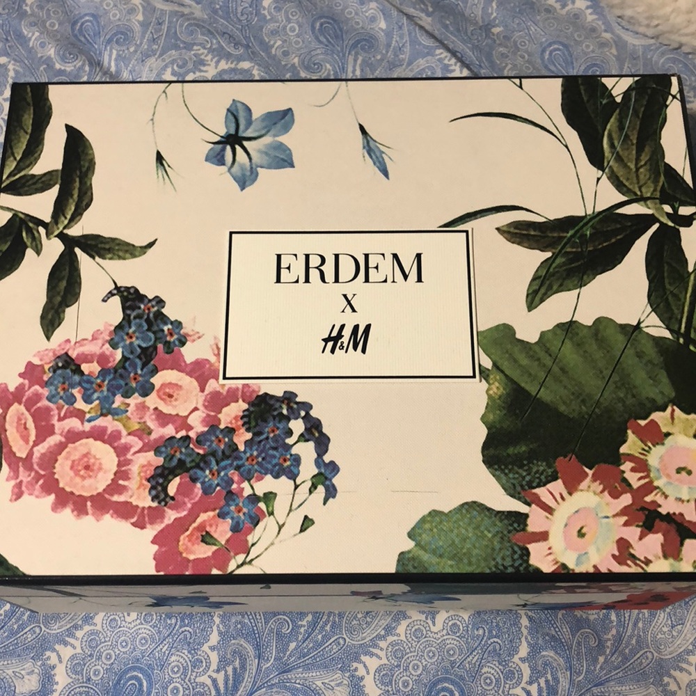 SOLD BRAND NEW ERDEM FLORAL SLIP ONS